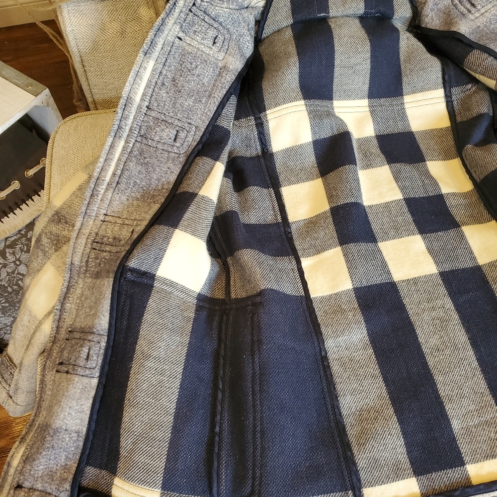 HOST PICK Burberry jacket kids 10y - Picture 8 of 16